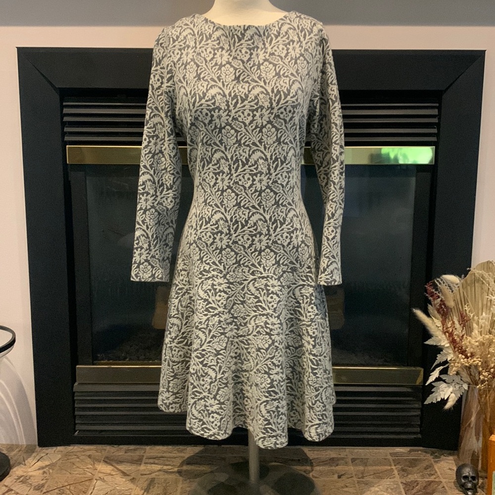 Catherine Malandrino Gray and White Floral Fit-and-Flare Dress